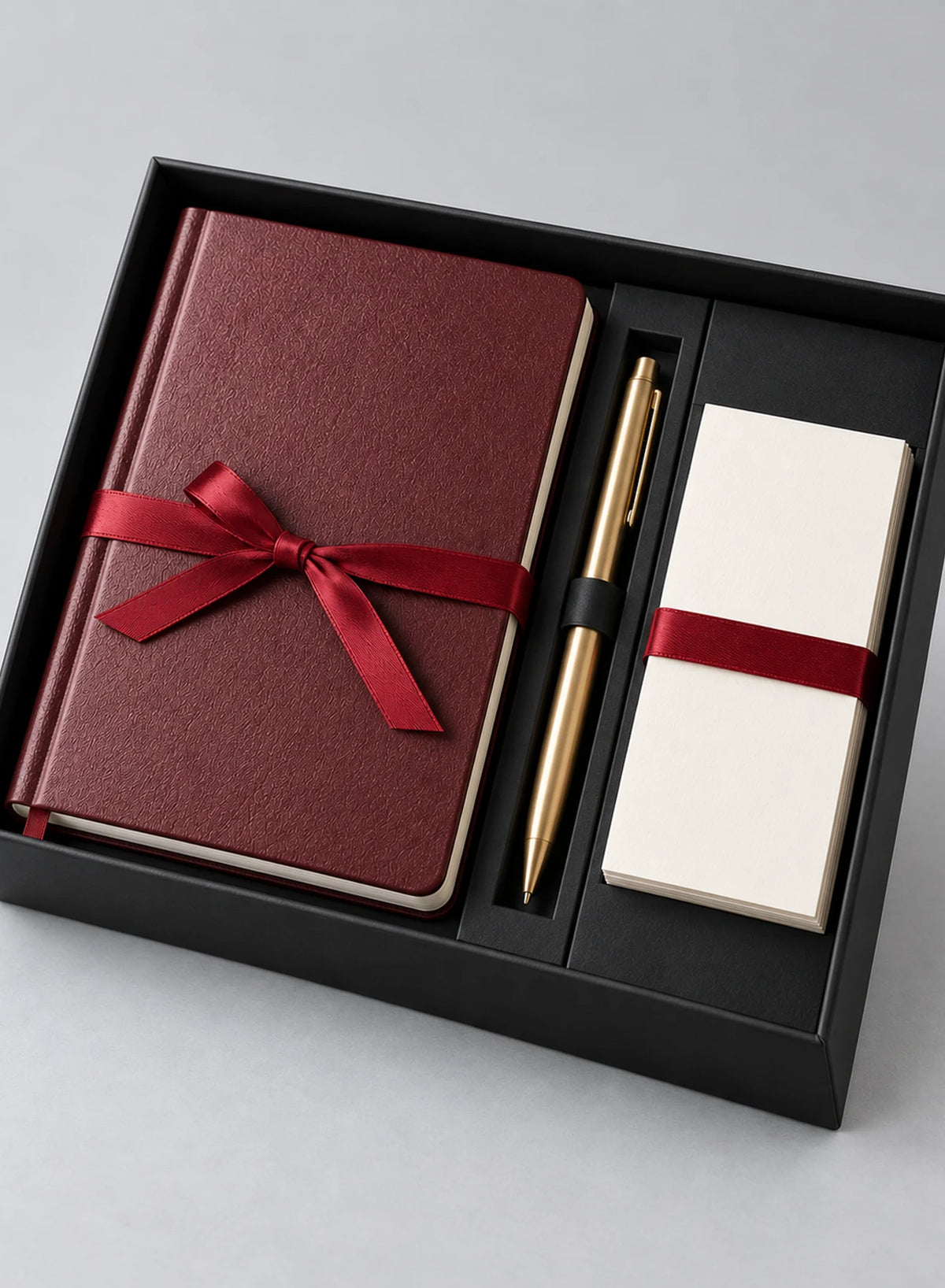 Alternate view of Everyday Note Set in Burgundy, Black, Gold